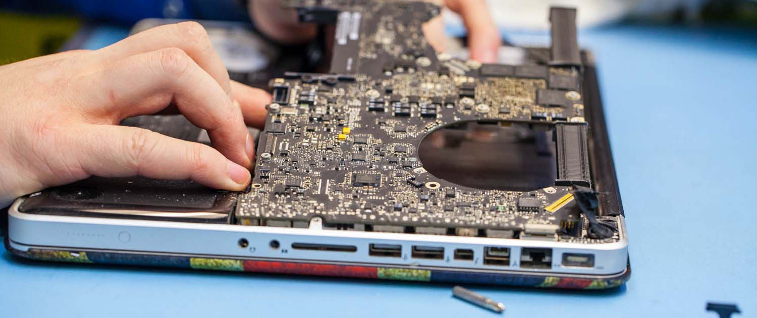 Замена или ремонт видеочипа ноутбука Apple MacBook в Энгельсе
