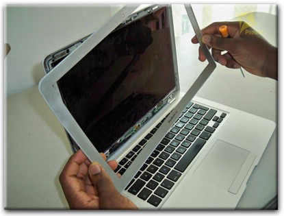 Замена экрана Apple MacBook в Энгельсе